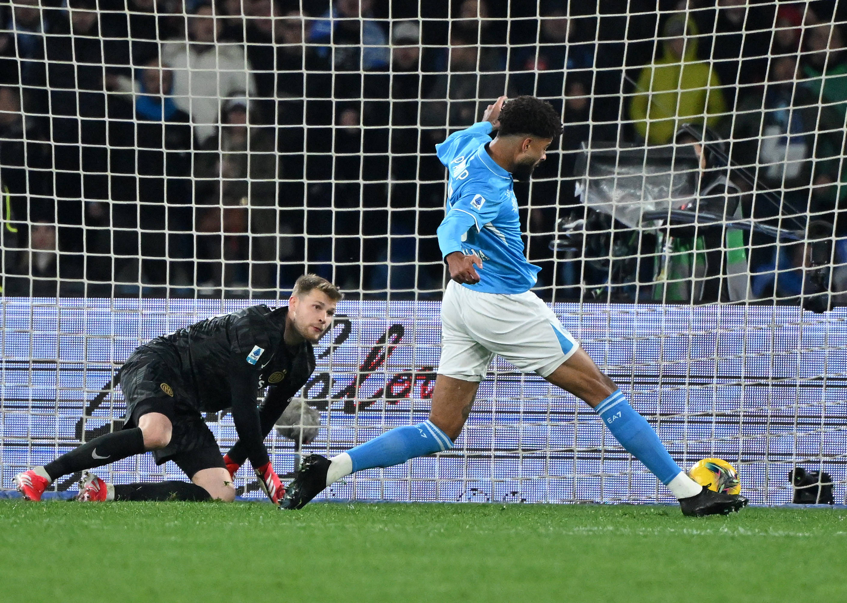 开云网站-意甲：国际米兰绝平尤文，榜首位置不断摇摆