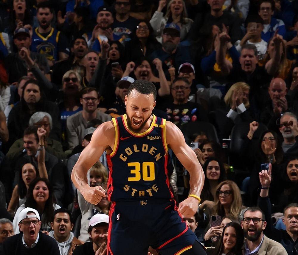 开云官方-包含2021年赛季：库里在对阵湖人比赛中砍下半场38分，展现绝佳状态！的词条