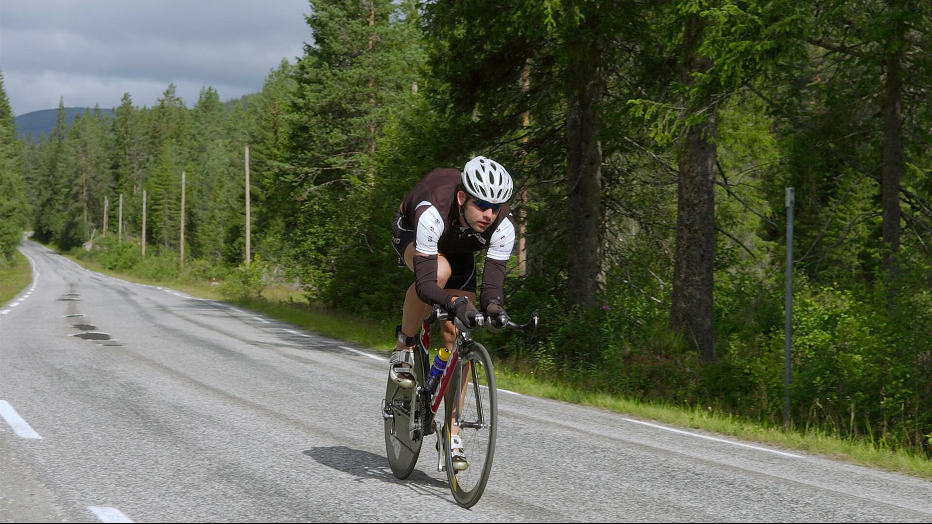 开云官方网页登录-胡贝特·科斯200米仰泳决赛展现强劲实力